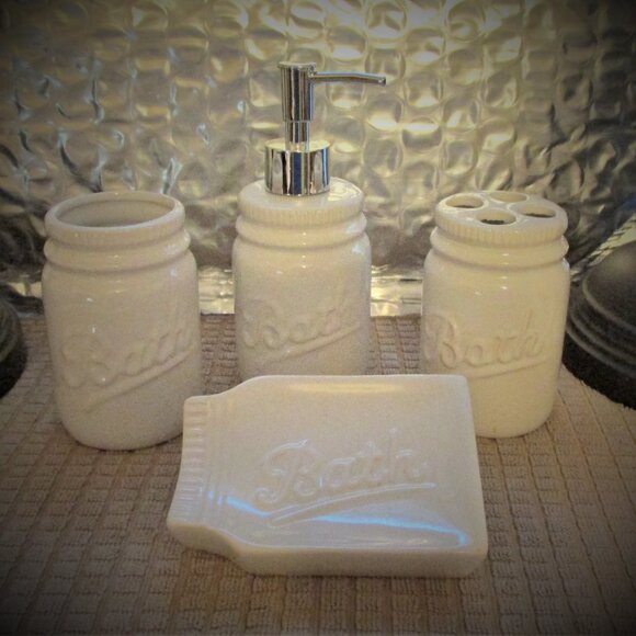 Classic Ball Jar Bath Accessories. - Picture 1 of 3